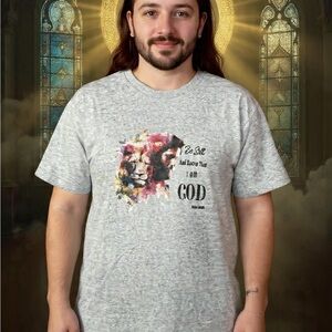 Men's Grey Graphic Crew Neck T-Shirt - Faith Lion Design